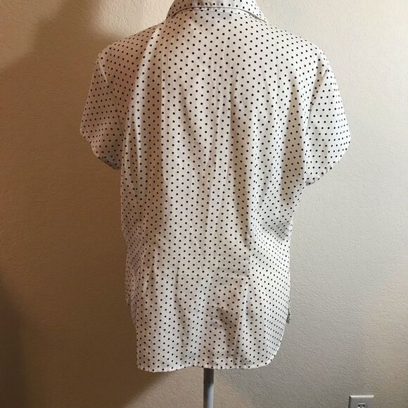 Polka dot button up blouse - Picture 3 of 5